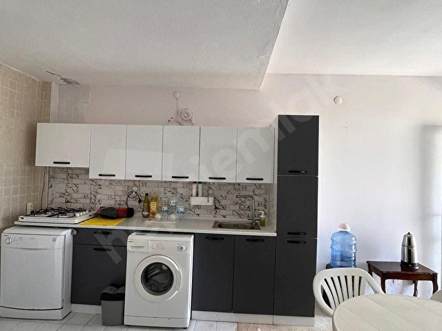 Denize Sadece 300 Metre Mesafede Eşyalı 1+1 Satılık Daire - Görsel 16