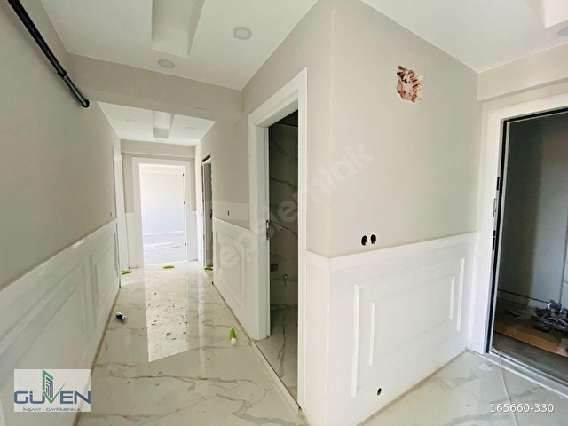 GÜVENDEN SINIRSIZ KREDİ İMKANLI YERDEN ISTMALI,OTOPARKLI 2+1 EV - Görsel 23