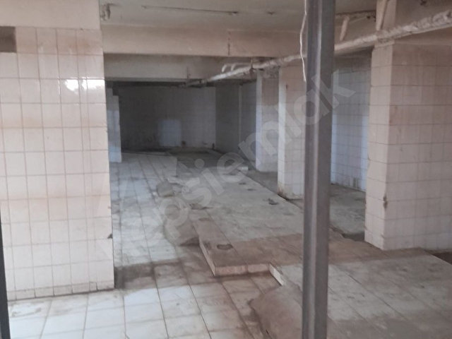 DEĞİRMENÖNÜ MAHALLESİNDE (Çıtır Fırın altı),270m2.KİRALIK DEPO - Görsel 5