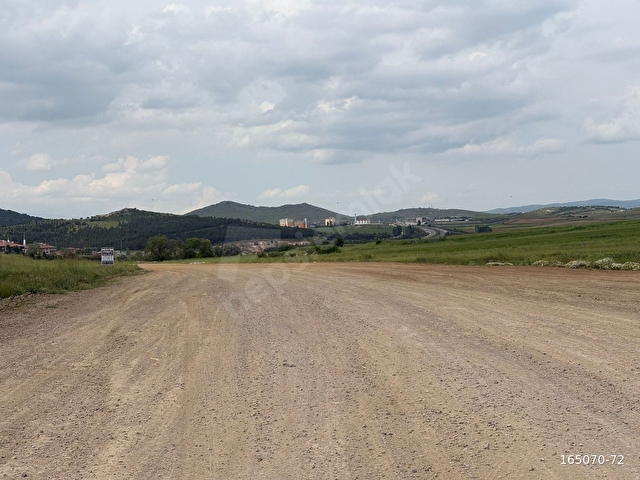 KIZILCA SANAYİDE GÖZBEBEĞİ PARSELDE 361m2 SATILIK İMARLI ARSA - Görsel 15