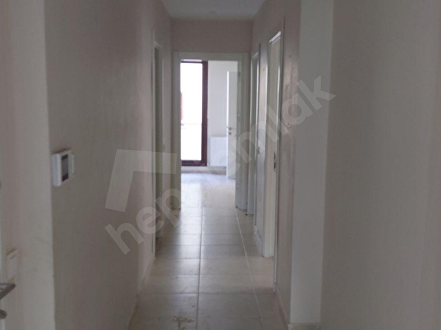 SAFİR BAKIRKÖYDEN GENÇ BİNADA 1 KAT KİRALIK DAİRE - Görsel 7