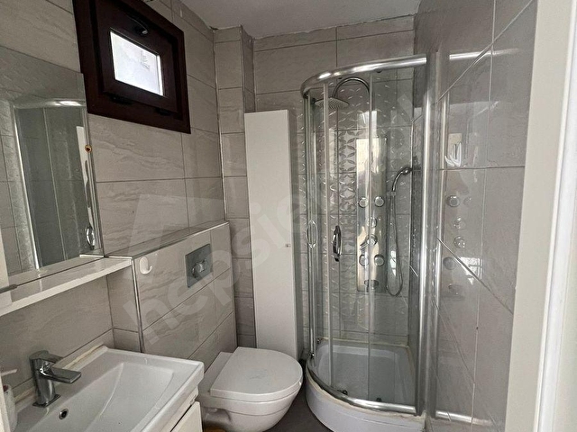 SAFİR BAKIRKÖYDEN GENÇ BİNADA 1 KAT KİRALIK DAİRE - Görsel 6