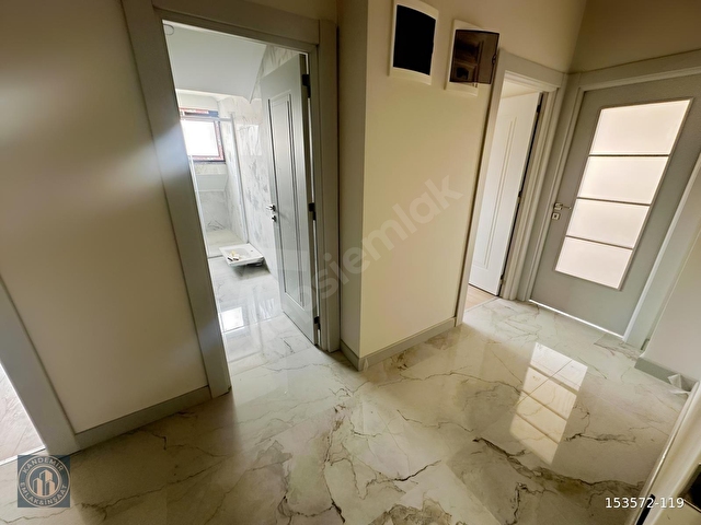 ALTUNİZADEDE SİTE İÇİNDE 3+2 160 M2 SATILIK DUBLEKS DAİRE - Görsel 17