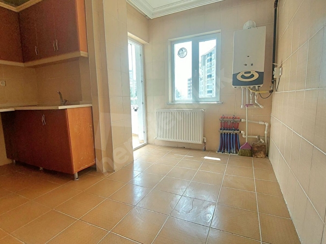 Ankara Etimesgut Suvari Mah satılık 5+1 asansörlü teras daire - Görsel 12