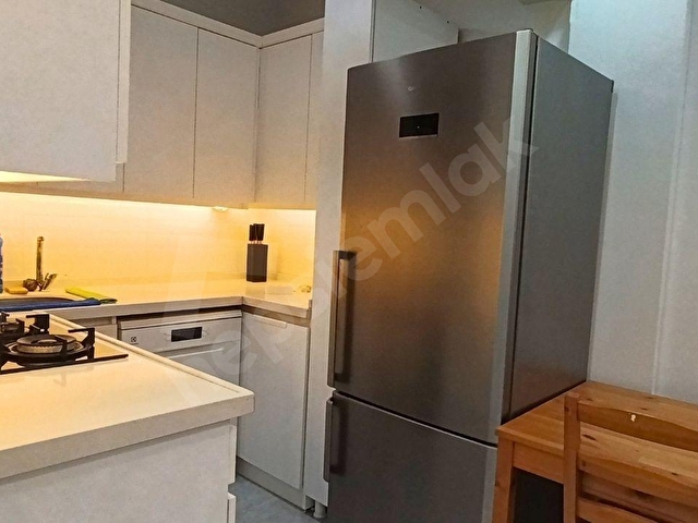 ŞİŞLİ DE FULL EŞYALI, YENİLENMİŞ, BALKONLU 2+1 KİRALIK DAİRE - Görsel 11