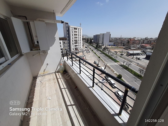 SATILIK 3.5+1 UYGUN DAİRE BULVAR CEPHELİ ÇİFT BALKONLU - Görsel 14