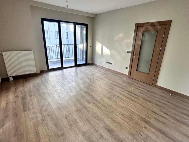SATILIK 2+1 BÜYÜK M2 ÜÇ CEPHELİ 5.KAT DAİRE - Görsel 4