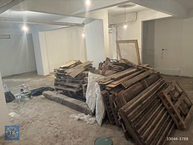 ŞİŞLİ FULYA ORTAKLAR CADDESİ PARALEL 125 M2 DEPO & DÜKKAN KİRALI - Görsel 3