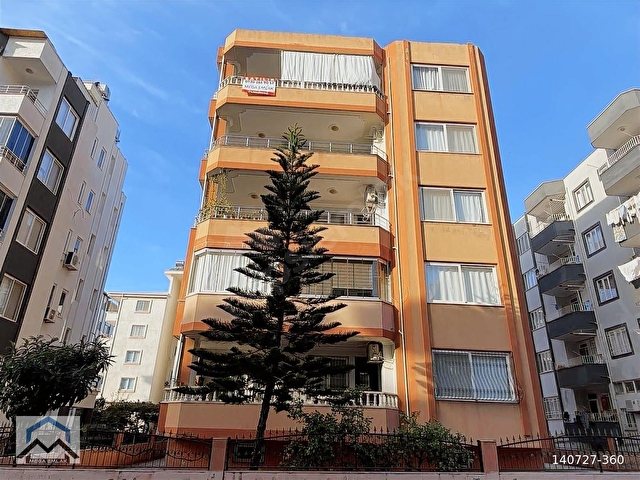 MEGA EMLAKTAN NUMUNE EVLERDE SATILIK 4.5+1 GENİŞ DAİRE - Görsel 2