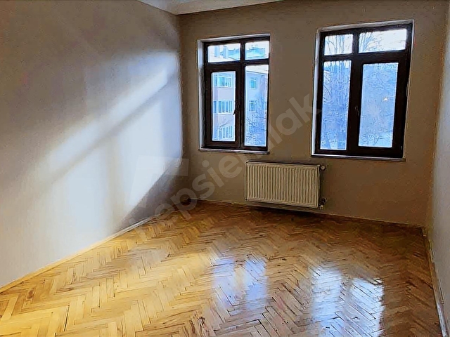 ÇARŞI MERKEZİNDE 3+1 KİRALIK DAİRE - Görsel 11