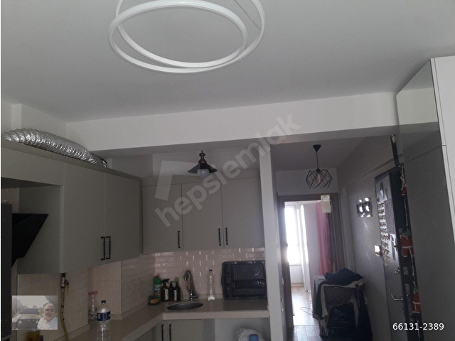 BANDIRMA MERKEZDE ÇATI EMLAK KİRALIK EŞYALI 1+1 FUL DENİZ MANZARALI(ABONELİK AÇIK) - Görsel 8