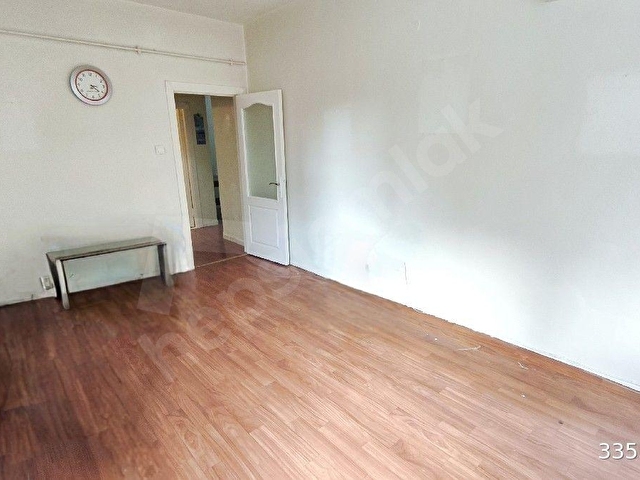 Çengelköy merkezde 2+1 bahçe kullanımlı satılık daire - Görsel 5