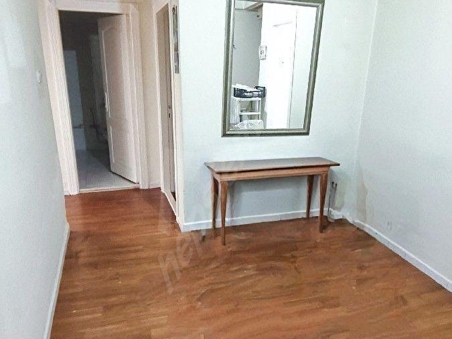 Çengelköy merkezde 2+1 bahçe kullanımlı satılık daire - Görsel 13