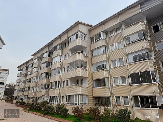 RIZA ACARdan İLKYERLEŞİM MAHALLESİ KUMSAL 90 SİTESİNDE ÜST KAT - Görsel 2