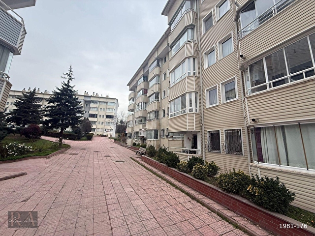 RIZA ACARdan İLKYERLEŞİM MAHALLESİ KUMSAL 90 SİTESİNDE ÜST KAT