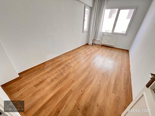 95 KAHVESİ SOKAĞINDA 3+1 130m2 ARAKAT LÜKS DEKORLU KÖŞE 3 BALKONLU - Görsel 11