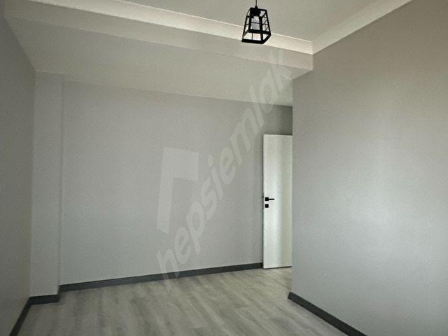 REDSTONEDAN HATİPTE 2+1 YÜKSEK GİRİŞ BAHÇE KULLANIMLI BOŞ DAİRE - Görsel 16