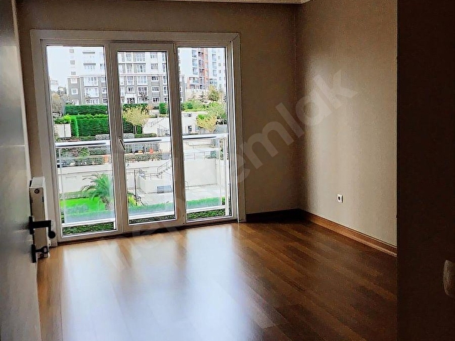 AVRUPA KONUTLARI TEM HAVUZ MANZARALI KİRALIK 1+1 DAİRE - Görsel 6