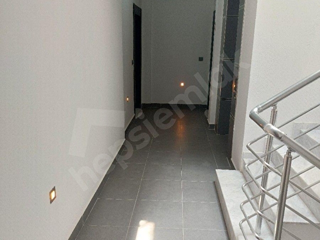 DAVUTLAR MERKEZDE CADDE ÜZERİNDE SATILIK 2+1 DAİRE 100 M2 NET - Görsel 22
