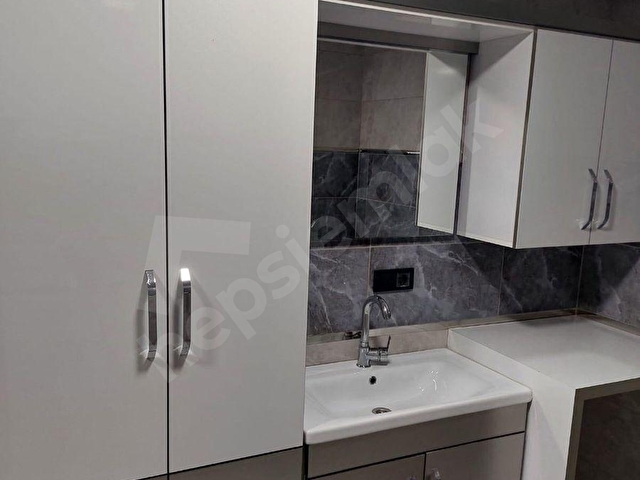 DAVUTLAR MERKEZDE CADDE ÜZERİNDE SATILIK 2+1 DAİRE 100 M2 NET - Görsel 8