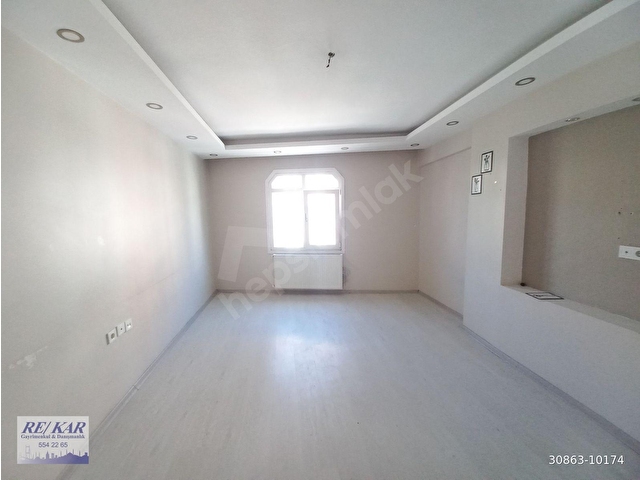 BAHÇELİEVLER SOĞANLI MH. HZ. ÖMER CAMİ ALTI  MUSTAFA KEMAL PAŞA CD. ÜSTÜ 2+1 80M2 4.KAT TADİLATLI