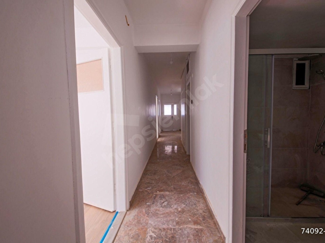 GENÇLİK MAHDE MERKEZDE DENİZE SIFIR KİRALIK 3+1 DAİRE - Görsel 13
