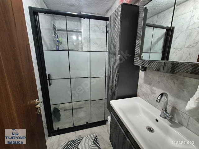 SÜVARİ DE CADDE ÜSTÜ 5+1 YAPILI DAİRE - Görsel 24