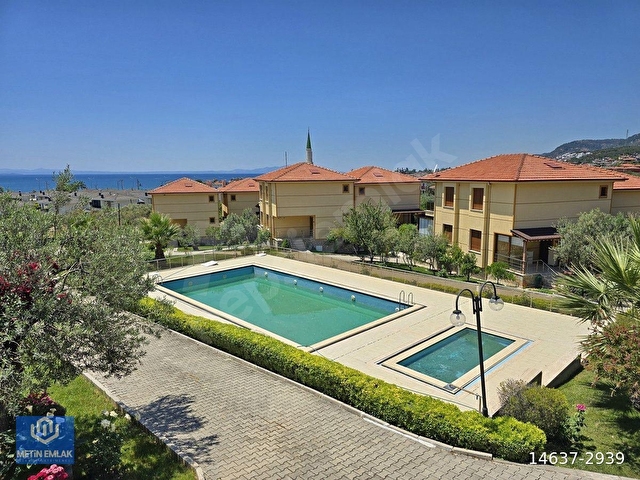 Altınoluk Satılık Villa | Havuzlu Sitede | Deniz Manzaralı | Özel Otopark & Şarj İstasyonlu - Görsel 4