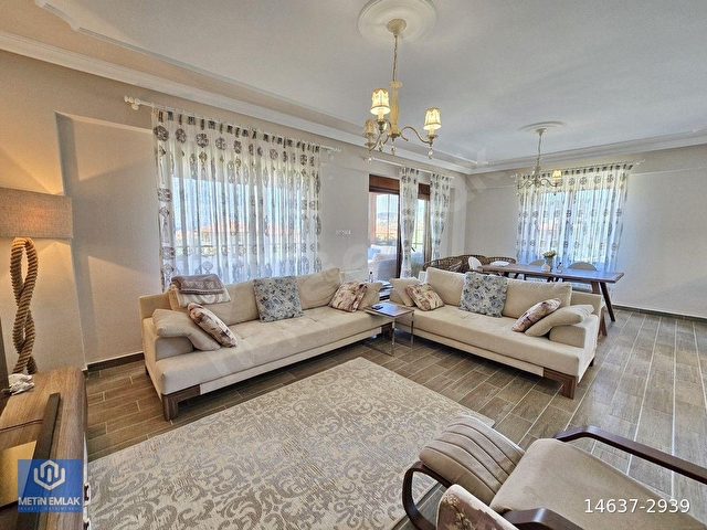 Altınoluk Satılık Villa | Havuzlu Sitede | Deniz Manzaralı | Özel Otopark & Şarj İstasyonlu - Görsel 7