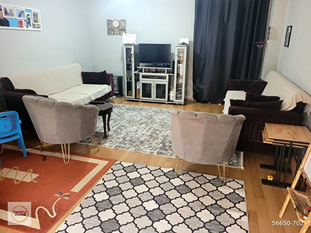 Çamlıca Emlaktan Emlakbank1.etap,2+1,çift cephe cadde üzerinde - Görsel 8