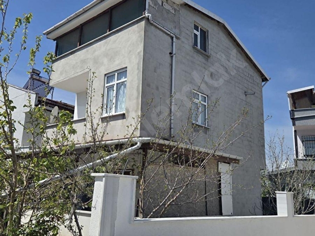 HAYDAR EMLAKTAN YENİÇİFTLİKTE MÜSTAKİL TRİBLEKS VİLLA - Görsel 3