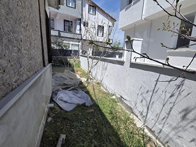 HAYDAR EMLAKTAN YENİÇİFTLİKTE MÜSTAKİL TRİBLEKS VİLLA - Görsel 30