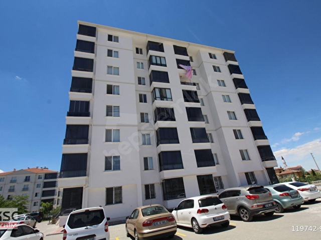 AKSARAY YUNUS EMRE MAHALLESİNDE SİTE İÇERİSİNDE YÜKSEK GİRİŞ SIFIR AYARINDA SATILIK  3+1 DAİRE