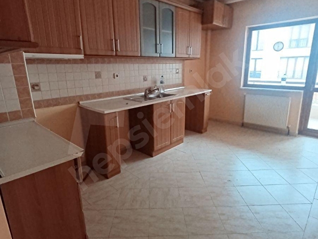 ATAKANDAN DİKMENDE 3+1 KİRALIK DAİRE - Görsel 13