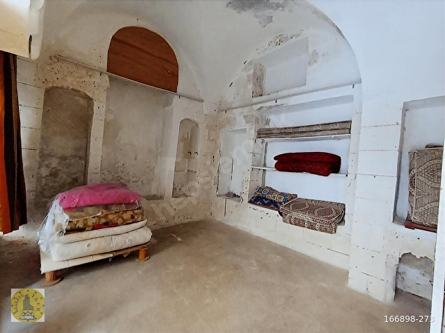 REALİTE TAPU DAN NARLI EV YANI TARİHİ MÜSTAKİL TEK TAPU 2 EV. - Görsel 28