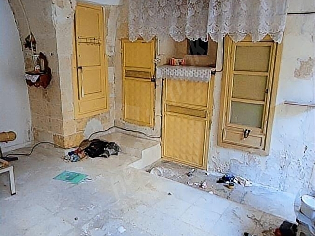 REALİTE TAPU DAN NARLI EV YANI TARİHİ MÜSTAKİL TEK TAPU 2 EV. - Görsel 4