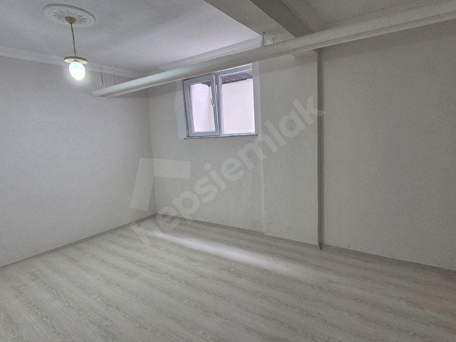 MEBUSEVLERİNDE ANITKABİRE YAKIN 2+1 KOT BAKIMLI DAİRE - ÖĞRENCİYEDE- - Görsel 8