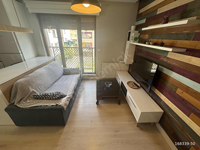 YEDİTEPE ÜNİVERSİTESİNE 7DK ARA KAT FUL EŞYALI KİRALIK 1+1 DAİRE