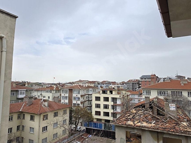 DİKİMEVİ METRO YAKINI OBA S0KAKDA 2+1 75M2 EŞYALI KİRALIK DAİRE - Görsel 24