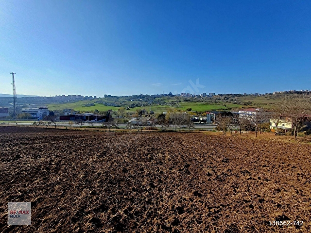 Remax Mülkten İlkadım Derecik Satılık Ticari İmarlı Arsa - Görsel 11