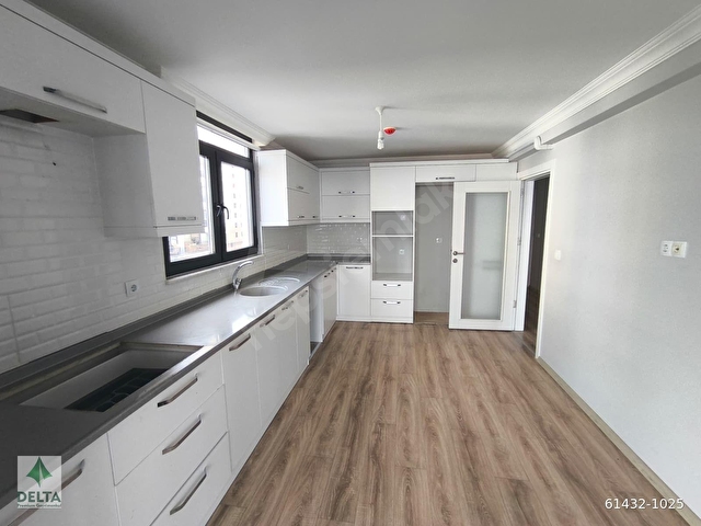 DELTADAN ERİKLİMANDA PERA EVLERİNDE SATILIK LÜKS 3+1 DAİRE - Görsel 8