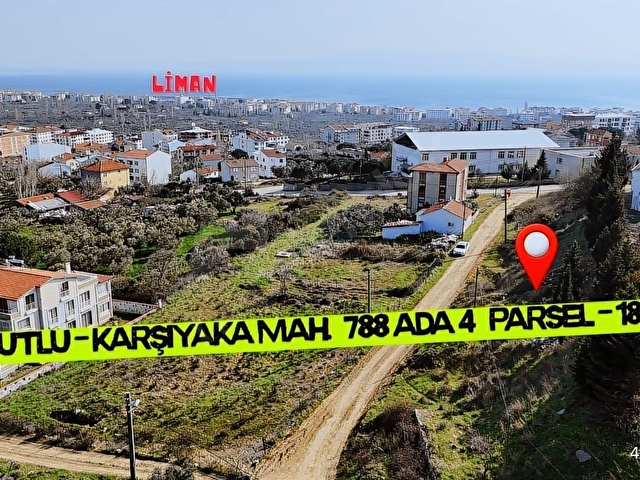 AY EMLAKTAN ARMUTLU MERKEZDE 185 m2 ZEMİN ETÜDLÜ PROJELİ ARSA
