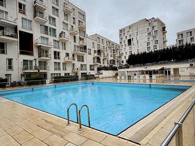 TUZLA AYDINLI ADRES NATURA SİTESİNDE SATILIK 3+1 ARA KAT DAİRE - Görsel 2