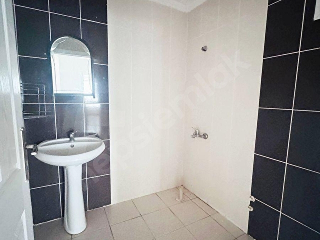 Hocalı Caddesi Yanı | Asansörlü | 3+1 Ferah Ara Kat Daire - Görsel 8