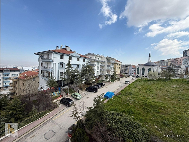 !!! YILDIZ 87 SİTESİNDE 3+1 ARAKAT ASANSÖRLÜ ÖN CEPHE MANZARALI SATILIK DAİRE - Görsel 2