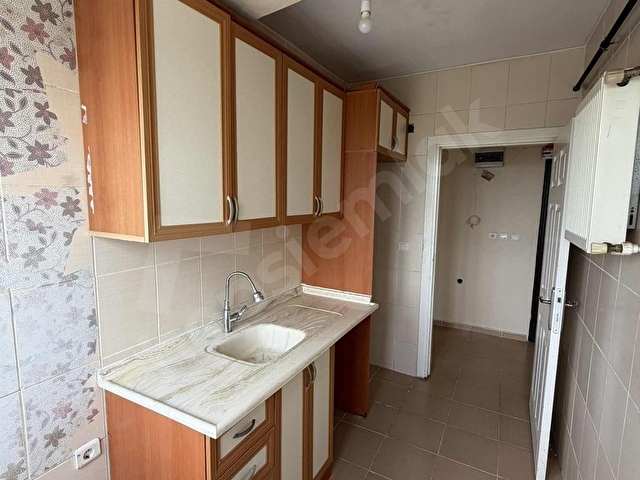 GÜNEŞLİ MERKEZDE GENİŞ, KİRALIK DAİRE 2+1 - Görsel 9