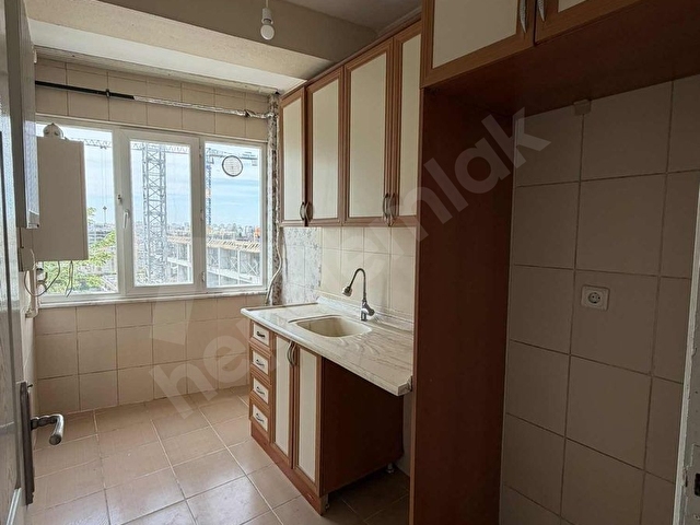 GÜNEŞLİ MERKEZDE GENİŞ, KİRALIK DAİRE 2+1 - Görsel 10