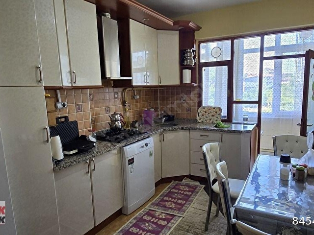 ÖZTÜRK EMLAKtan Alaplı DENİZ MANZARALI 130 M2 Satılık Daire - Görsel 6