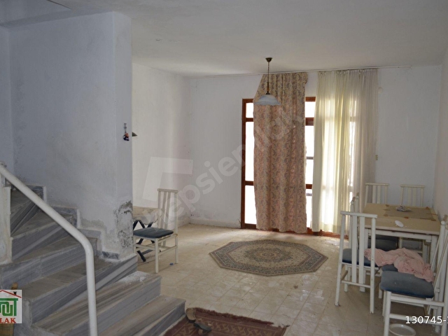 BOZYAZI GÜNEYSU SİTESİNDE SATILIK TRİPLEKS YAZLIK - Görsel 3