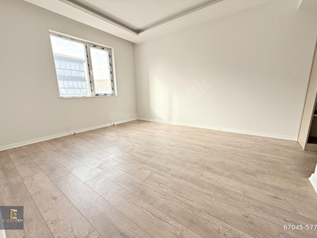 HOBİ BAHÇELİ_ÖN CEPHE_ARA KAT_GİYİNME ODALI_GENİŞ BALKON_LÜX 3+1 - Görsel 12